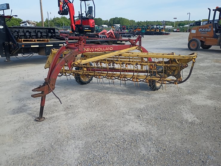 new-holland-256-image-1