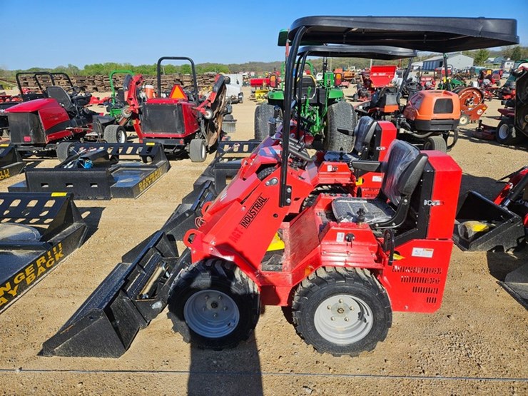 #5124-•-2026-agt-sda-140w-wheel-loader-image-2