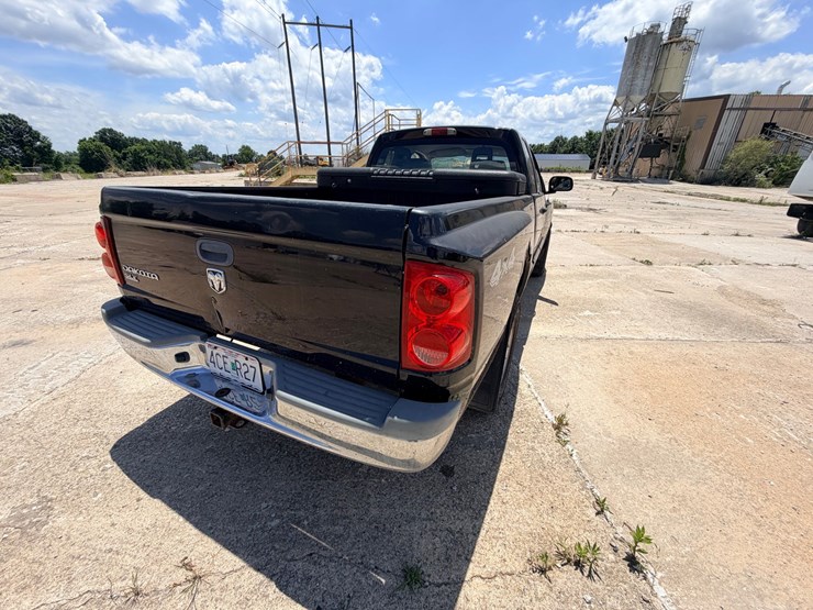 2005-dodge-dakota-image-10