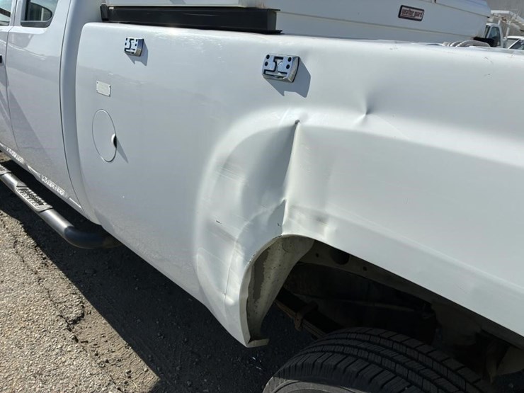 2012-gmc-2500hd-image-7