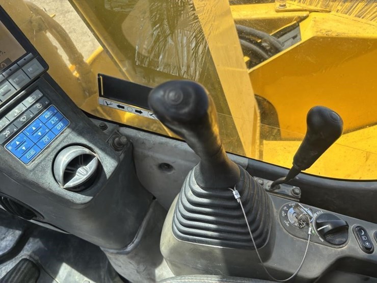 komatsu-pc78us-8-image-30
