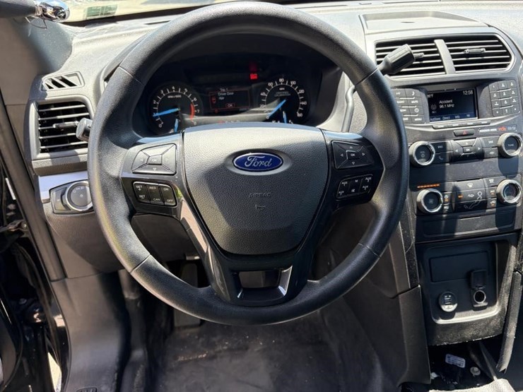 2019-ford-explorer-police-interceptor-image-13