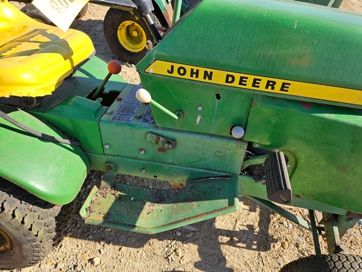 john-deere-100-image-10