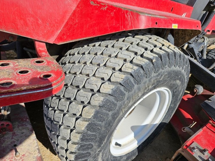 #5034-•-toro-ground-master-4000d-4x4-wide-area-mower-image-12