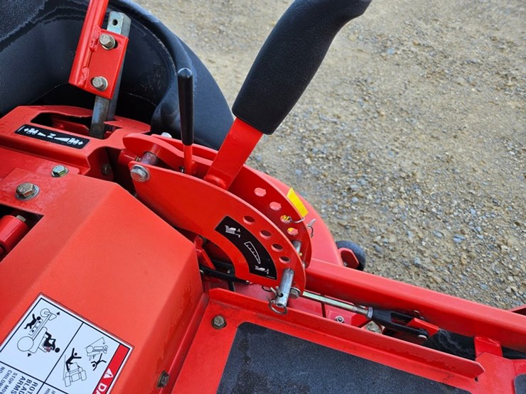 #5090-•-simplicity-zero-turn-mower-image-18