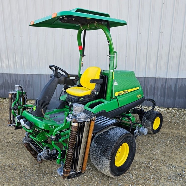 JOHN DEERE 7500