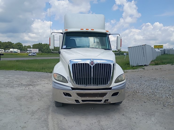 2016-international-prostar-image-15