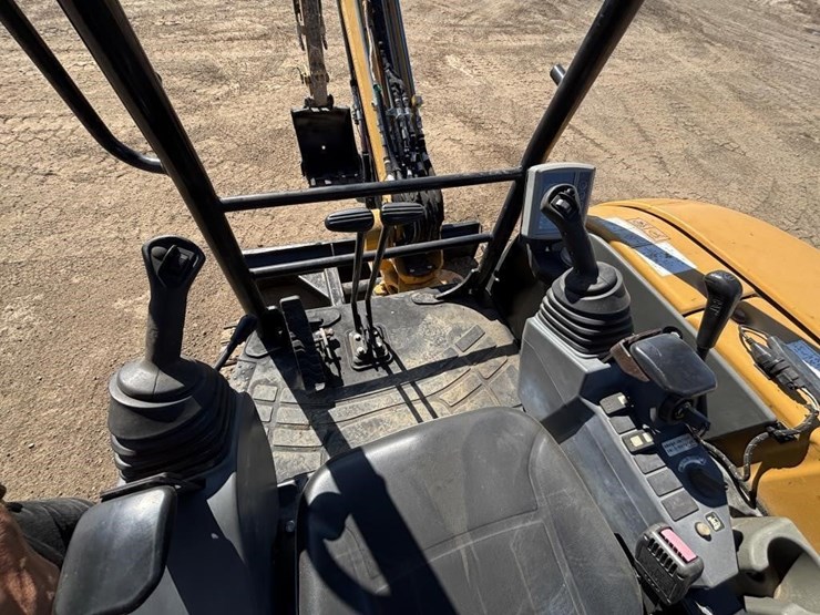 2018-caterpillar-303.5e2-cr-image-26