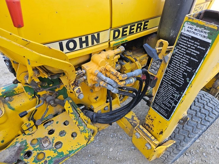 john-deere-650-image-21