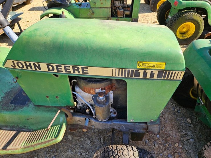 john-deere-111-image-9