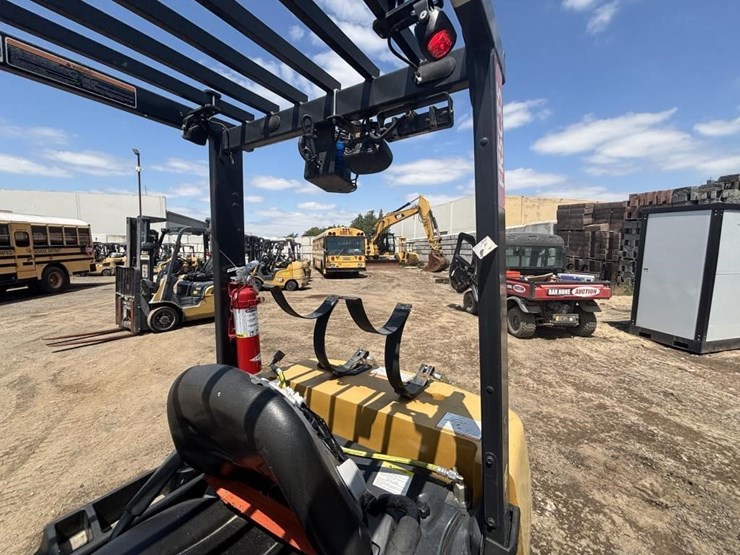 2020-caterpillar-2c6000-image-26