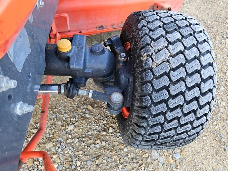 kubota-bx1870-image-11