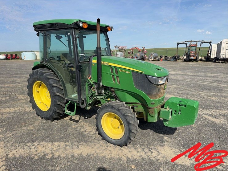 2023-john-deere-5075gn-image-7