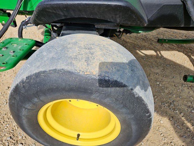 john-deere-8000a-image-11