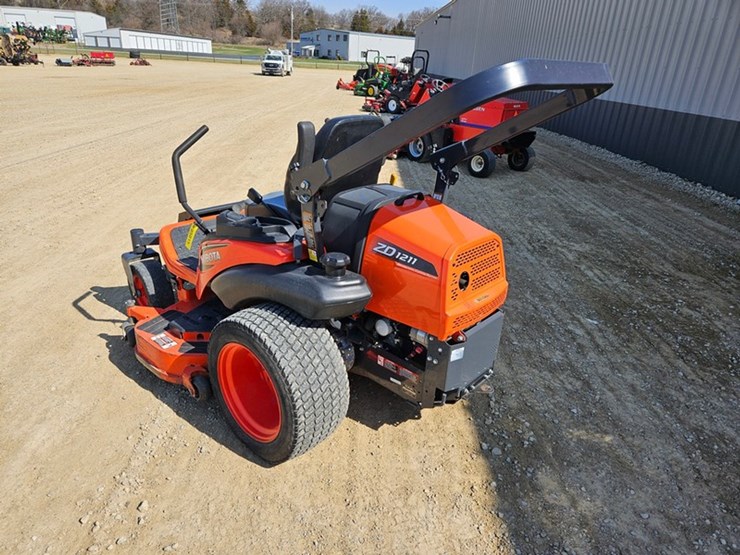 kubota-zd1211-image-3