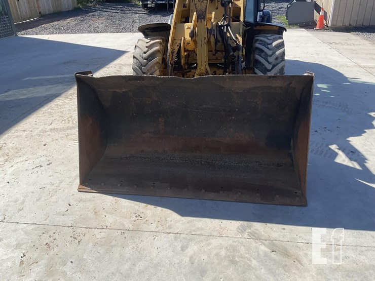 2021-caterpillar-906m-image-9