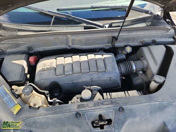 2010-buick-enclave-image-39