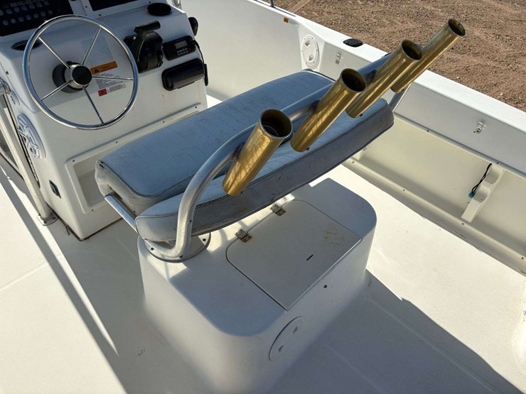 2002-hydra-sports-20'-center-console-boat-w/-tandem-axle-trailer-image-25