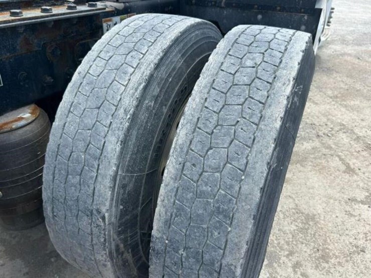 2020-kenworth-t680-image-79
