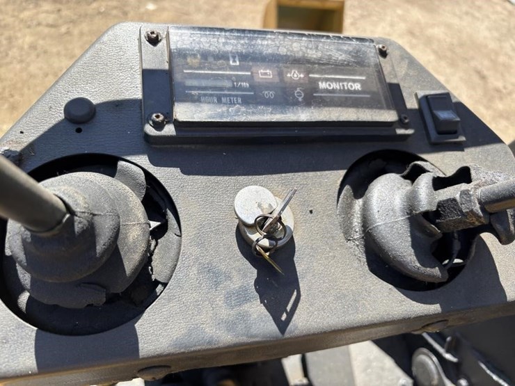 mitsubishi-mx35-image-29