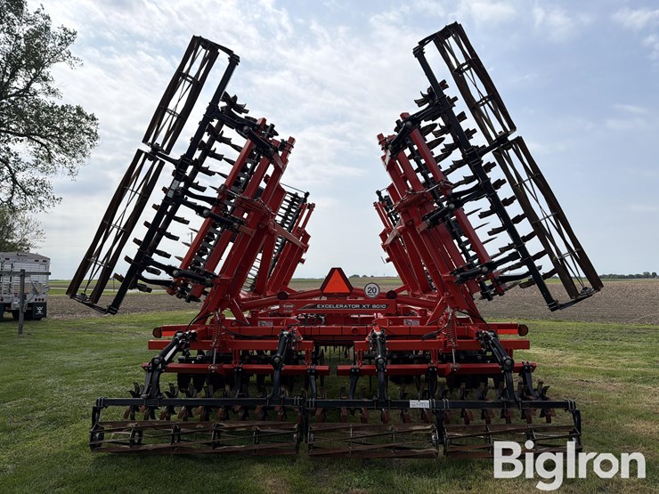 2020-kuhn-krause-8010-30-image-6