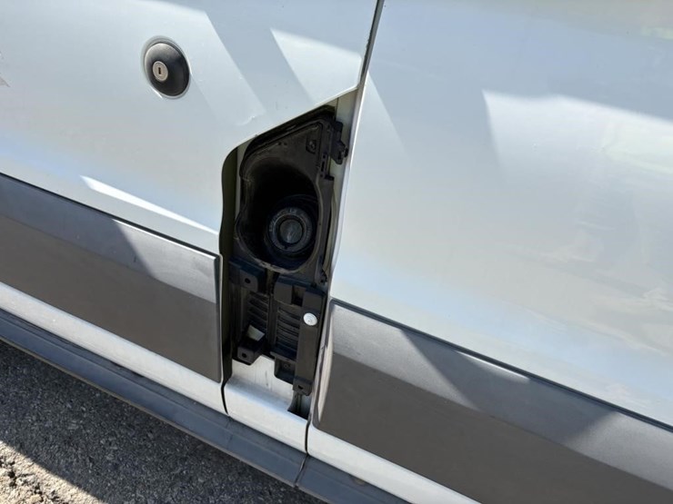 2017-ford-transit-image-10