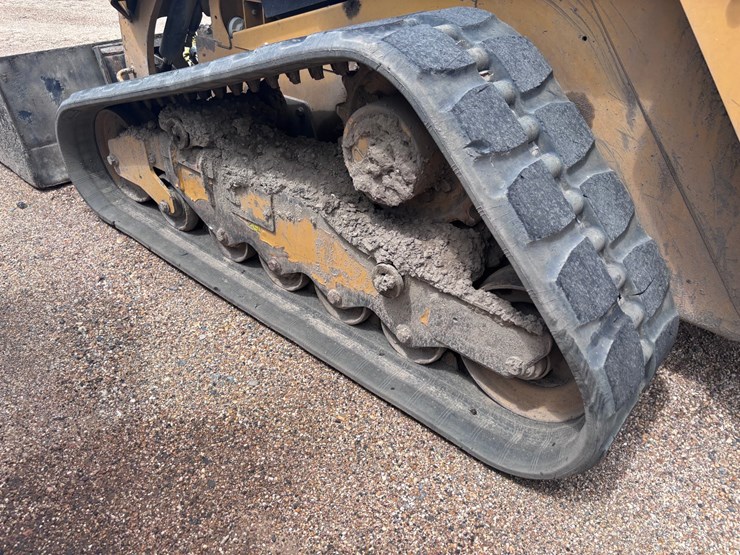 2017-caterpillar-279d-image-6