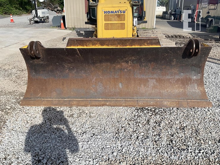 2012-komatsu-d39px-22-image-11