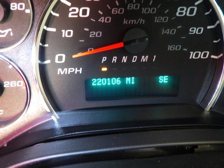 2016-chevrolet-express-3500-image-13
