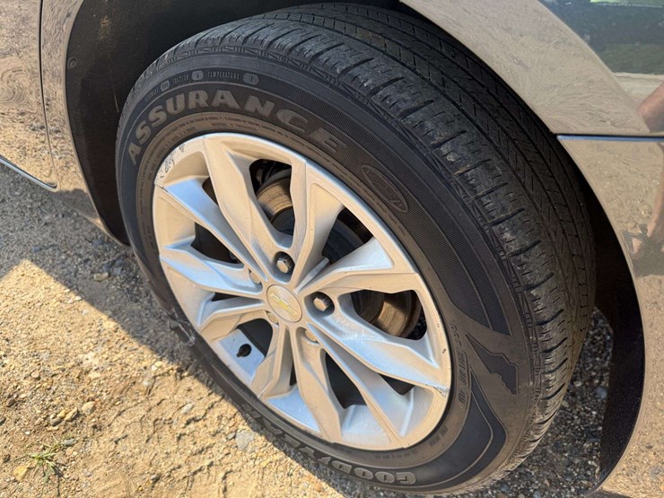 2019-chevrolet-malibu-4-door-sedan-(140,696-miles)-image-24