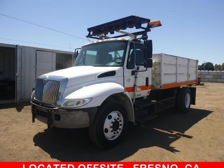 2006-international-durastar-4300-image-1