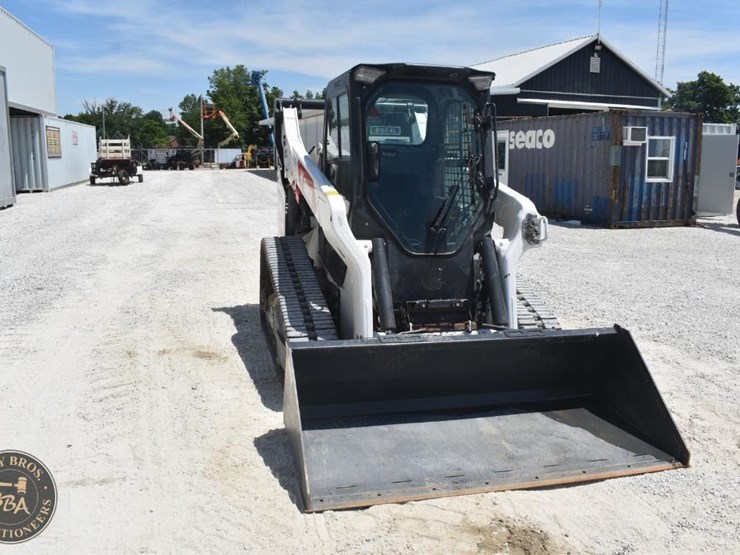 2023-bobcat-t76-image-23