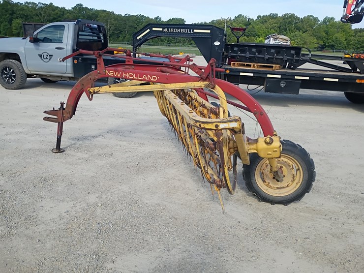 new-holland-256-image-2