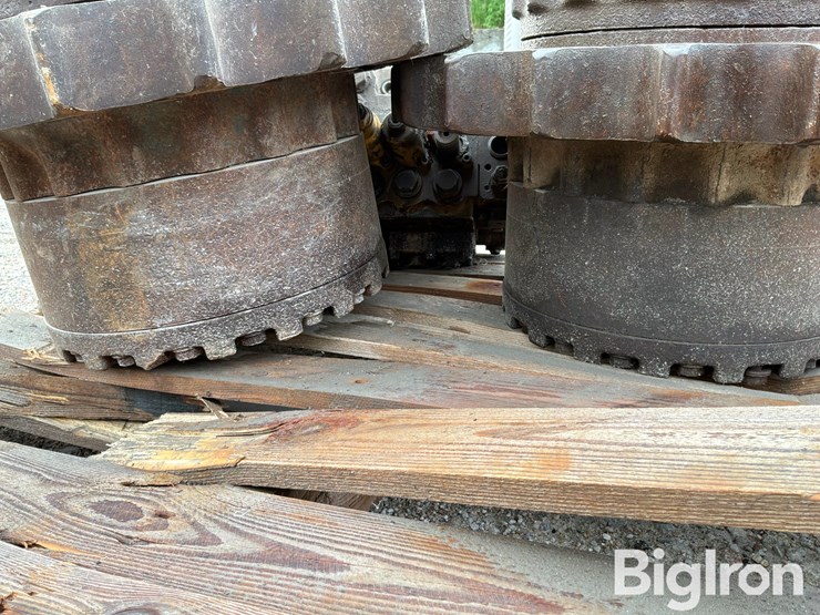 komatsu-final-drive/hydraulic-block-image-17