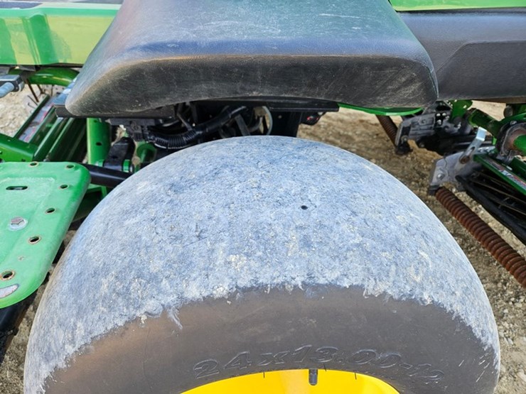 john-deere-6080a-image-12