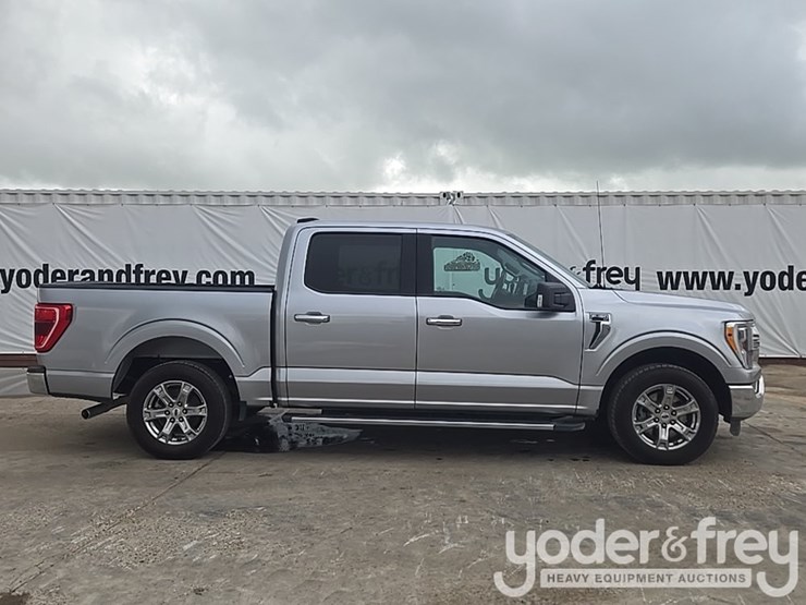 2021-ford-f150-xlt-image-6