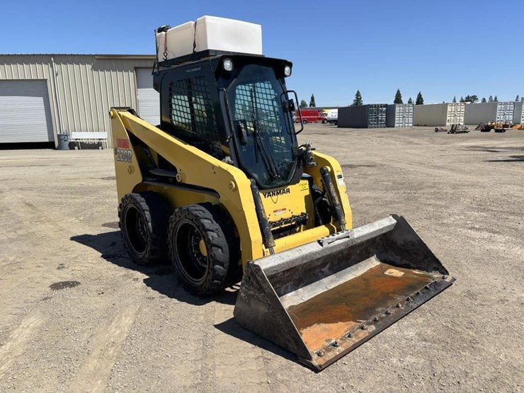 2018-yanmar-s220r-image-2