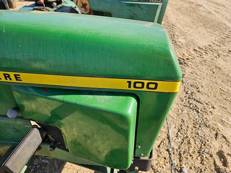 john-deere-100-image-9