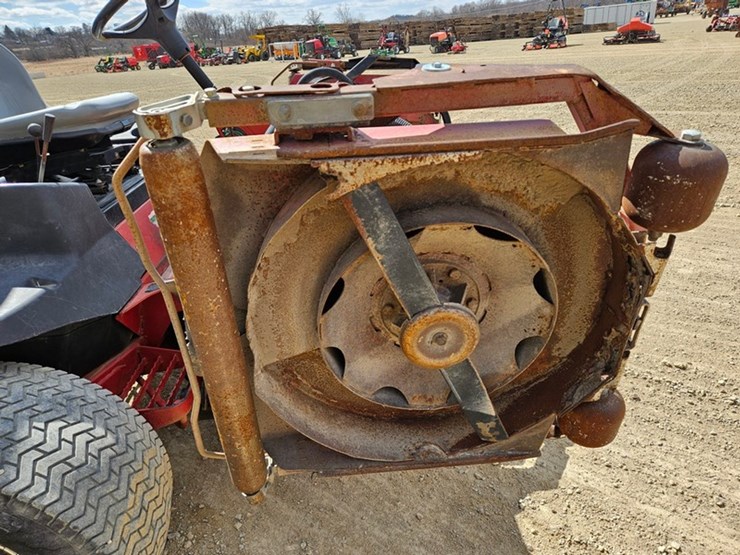 toro-groundsmaster-4500d-image-35