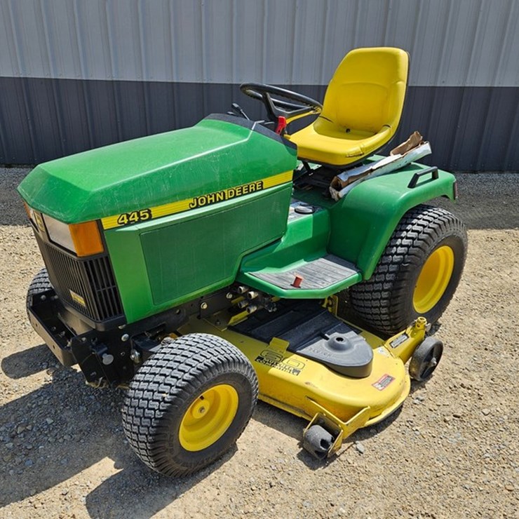 JOHN DEERE 445