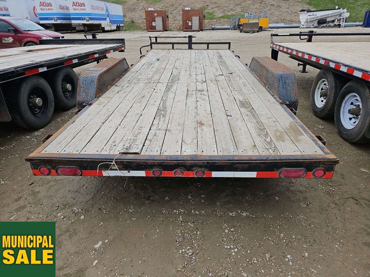 2009-load-trail-car-trailer-image-3