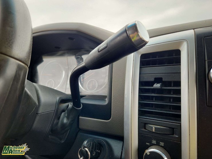 2011-dodge-3500-image-20