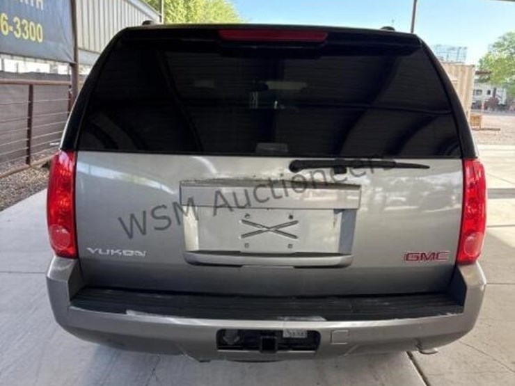 2008-gmc-yukon-image-8