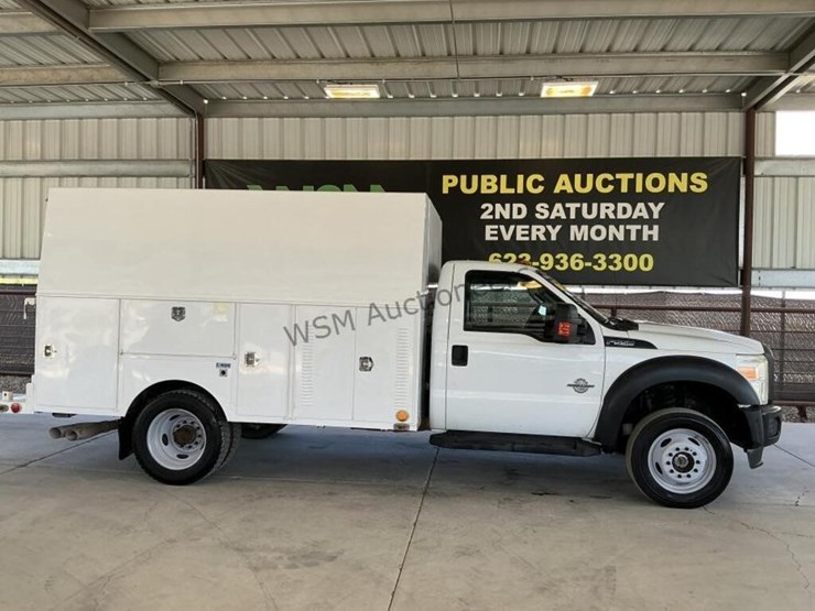 2014-ford-f550-image-1