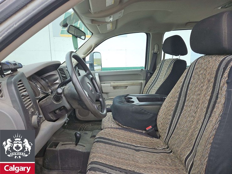 2013-gmc-sierra-2500hd-image-13