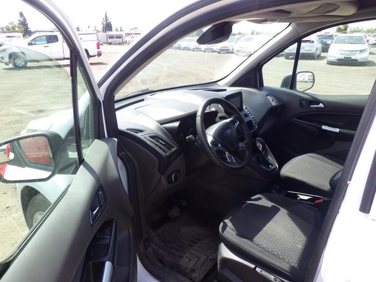 2020-ford-transit-connect-image-5