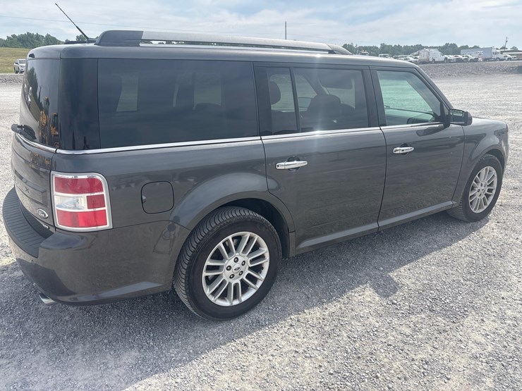 2015-ford-flex-image-3