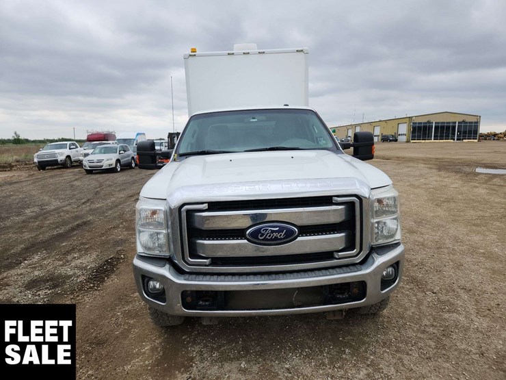 2013-ford-f350-image-11