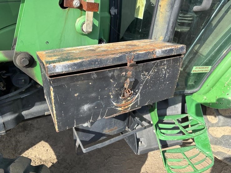 2006-john-deere-5225-image-31