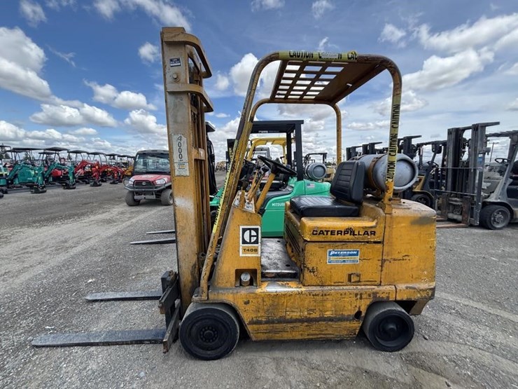 caterpillar-t40b-image-5